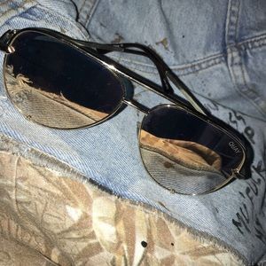 HIGH key sunnies